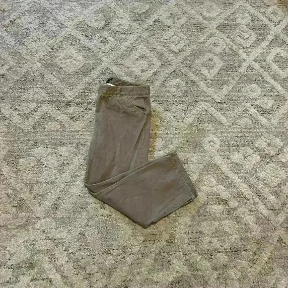 J. Crew Capris Khaki Pants Size 6 Classic Fit - Picture 1 of 4